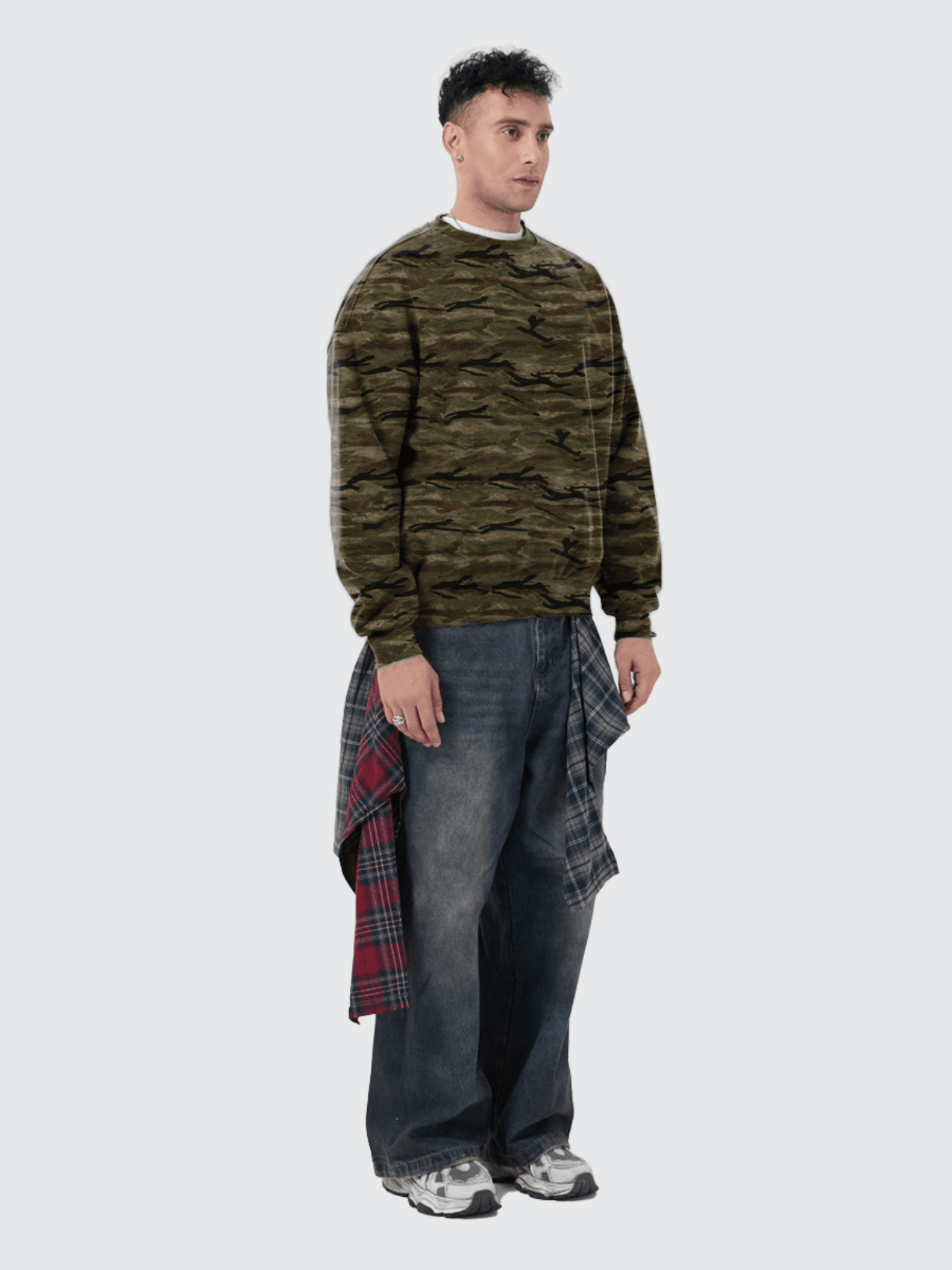 Camo oversized heavyweight crewneck sweatshirt by Apollo Moda, view 5